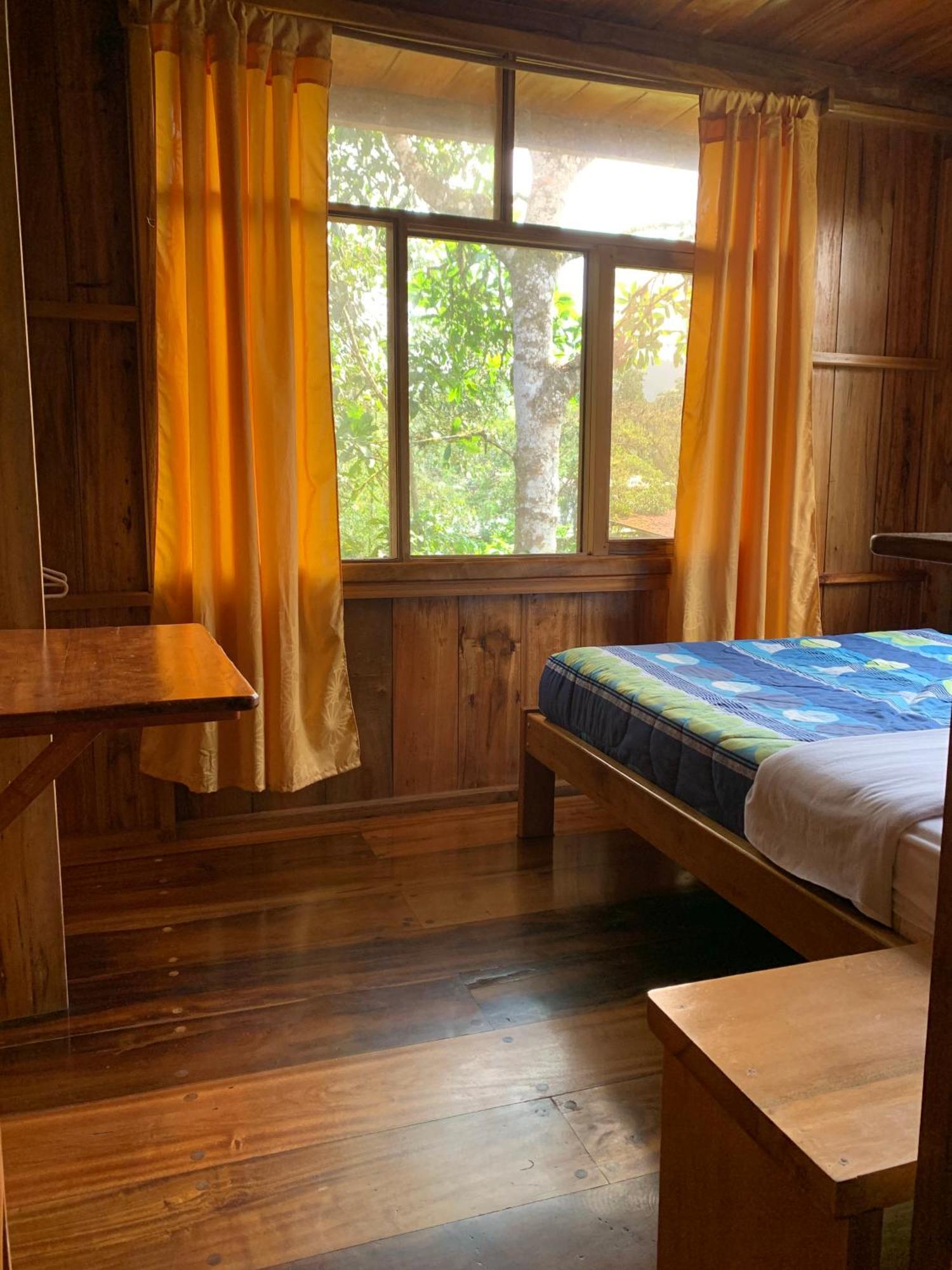 Lodge El Descanso Mindo